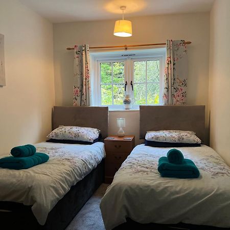 Forestry Cottage. Hot Tub, Open Fire, Dog Friendly Gaywood ภายนอก รูปภาพ